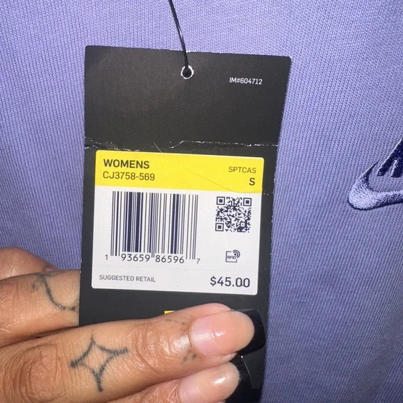 Nike Light Purple Crewneck Tee - Picture 3 of 4